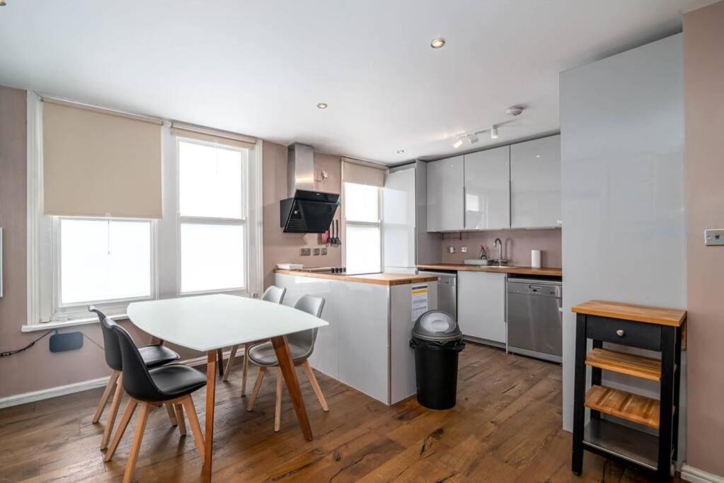 Luxury Apartment Located Near Marble Arch & Baker Street Londra Esterno foto
