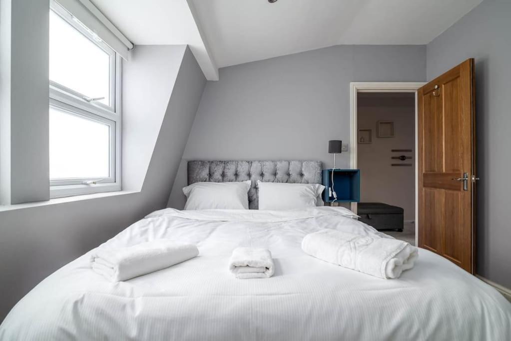 Luxury Apartment Located Near Marble Arch & Baker Street Londra Esterno foto