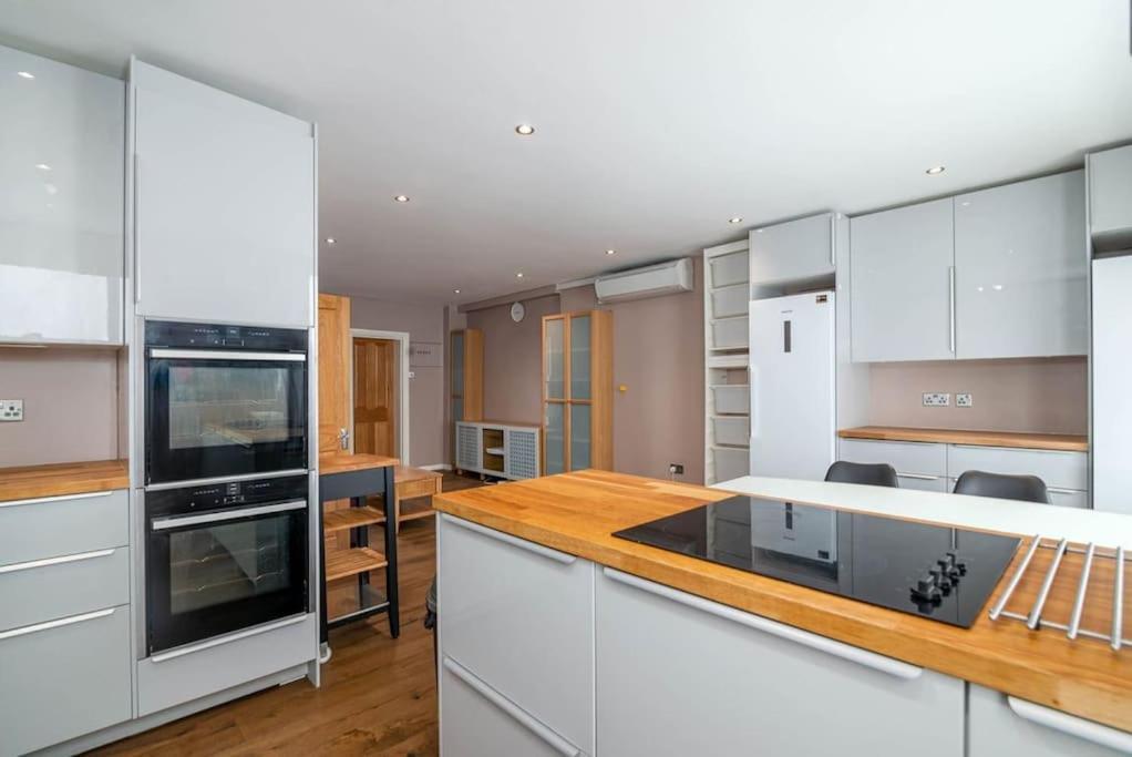 Luxury Apartment Located Near Marble Arch & Baker Street Londra Esterno foto