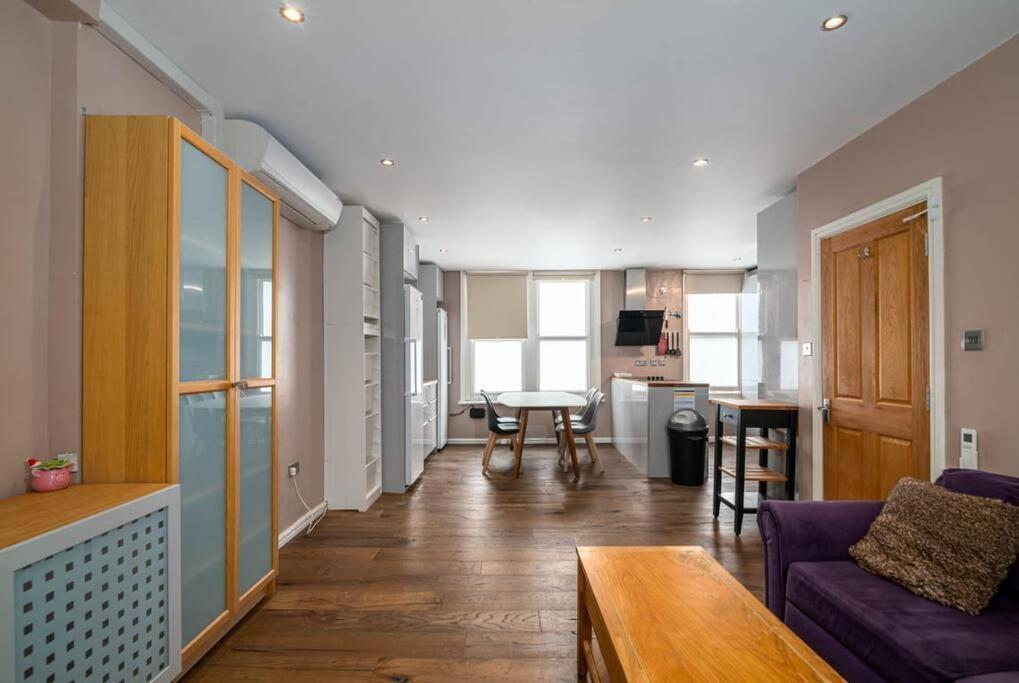 Luxury Apartment Located Near Marble Arch & Baker Street Londra Esterno foto